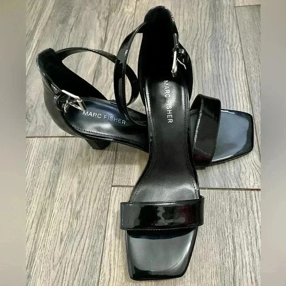 Marc Fisher Heels - Picture 1 of 4